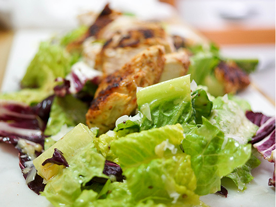 Chicken Caesar mit Tante Ilses Dressing für Caesar Salat