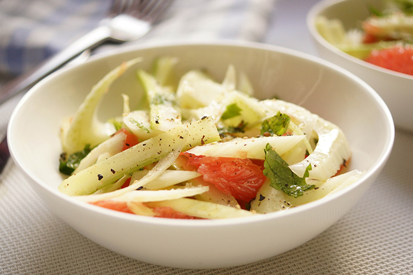 Fenchel-Salat mit Grapefruit und Sellerie Rezept