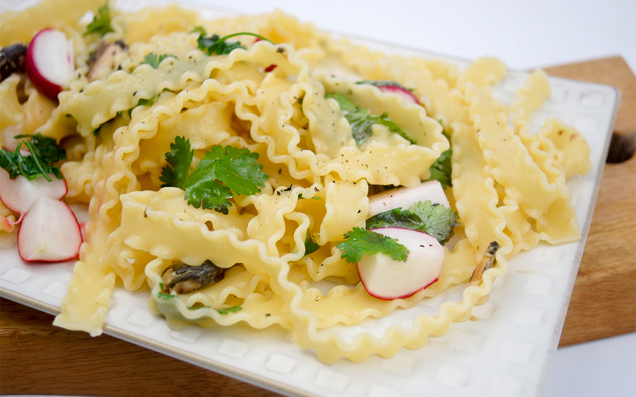 Pasta mit Sardellen und Zitrone by Elle Republic