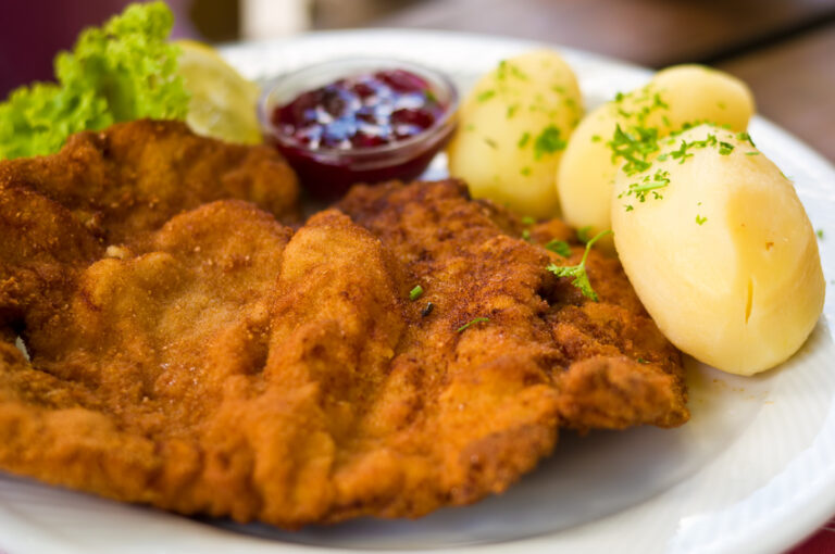 Traditional Wiener Schnitzel (Viennese Veal Cutlet)