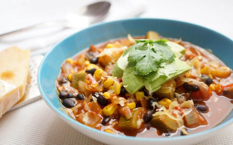 Vegetarisches Chili mit schwarzen Bohnen