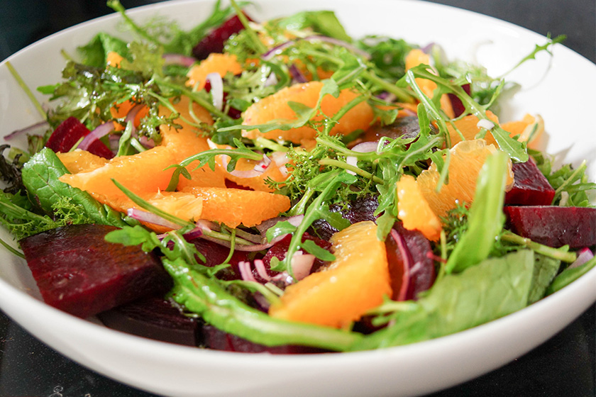 Rote Bete gebacken in Zitronen-Pistazien-Vinaigrette