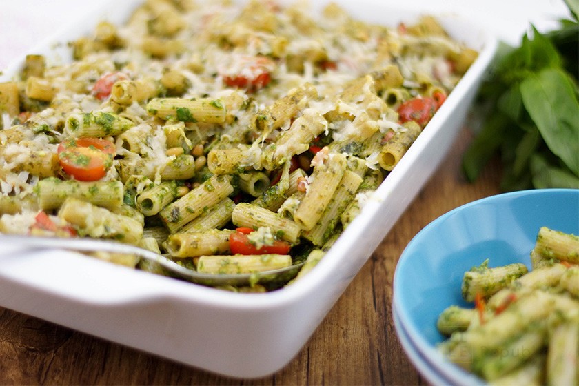Überbackene Pesto-Nudeln