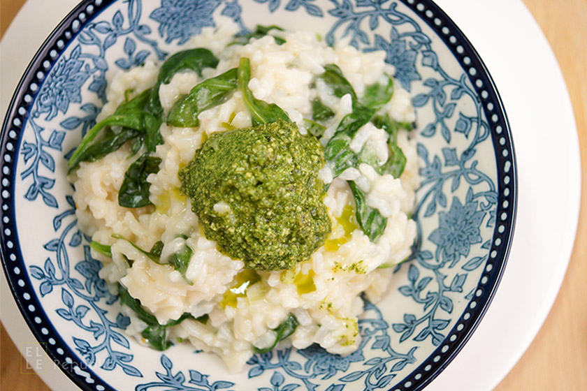 Zitronen Risotto mit Spinat und Zitronenmelisse-Pesto