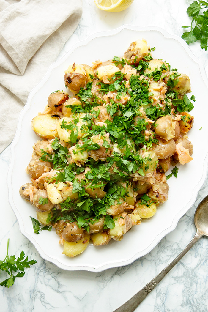 Einfaches Bratkartoffeln mit geräuchertem Lachs Rezept, bratkartoffeln aus gekochten kartoffeln