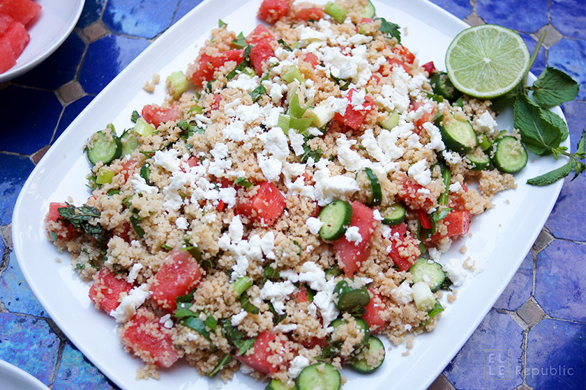 Geminzter Couscous Salat mit Wassermelone und Mini Gurken