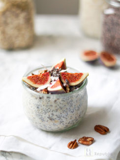 Chia Overnight Oats mit Haferflocken, Chia Samen, Mandelmilch, Frühstück, abnehmen, Diät