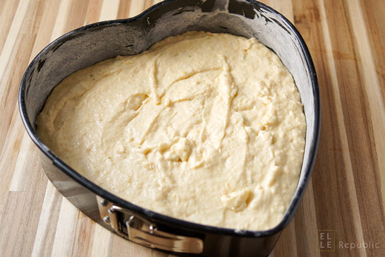 Teig für Zitronenkuchen mit Limonen in Herzform