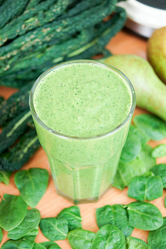 Gemüse Obst Smoothie mit Bananen und Birnen