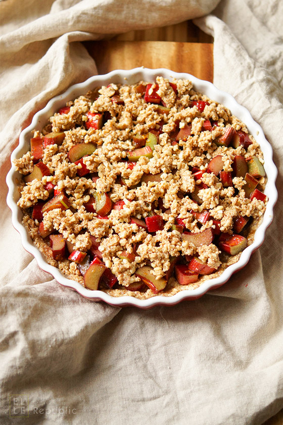 Honig Rhabarbertarte mit Mandel-Crumble Glutenfrei