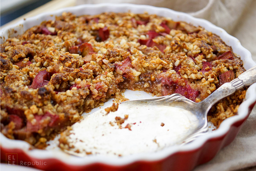 Honig Rhabarbertarte mit Mandel-Crumble Glutenfrei