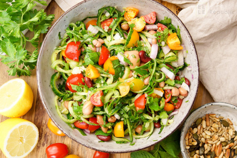 Bohnensalat mediterrane Art, Feuerbohnen, Kidney Bohnen, Kichererbsen