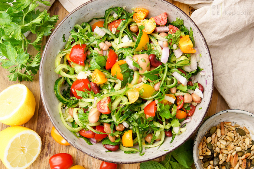 Bohnensalat mediterrane Art, Feuerbohnen, Kidney Bohnen, Kichererbsen