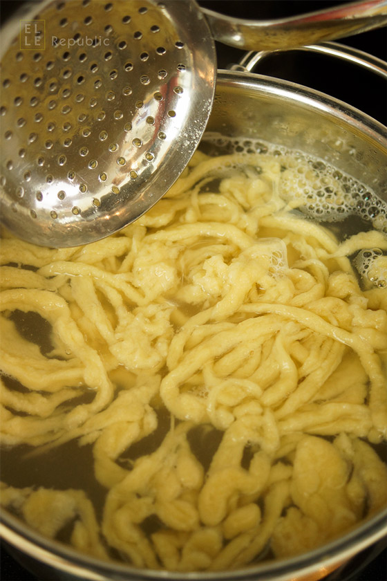 Gekochte Spätzle für schwäbische Spätzle selbstgemacht