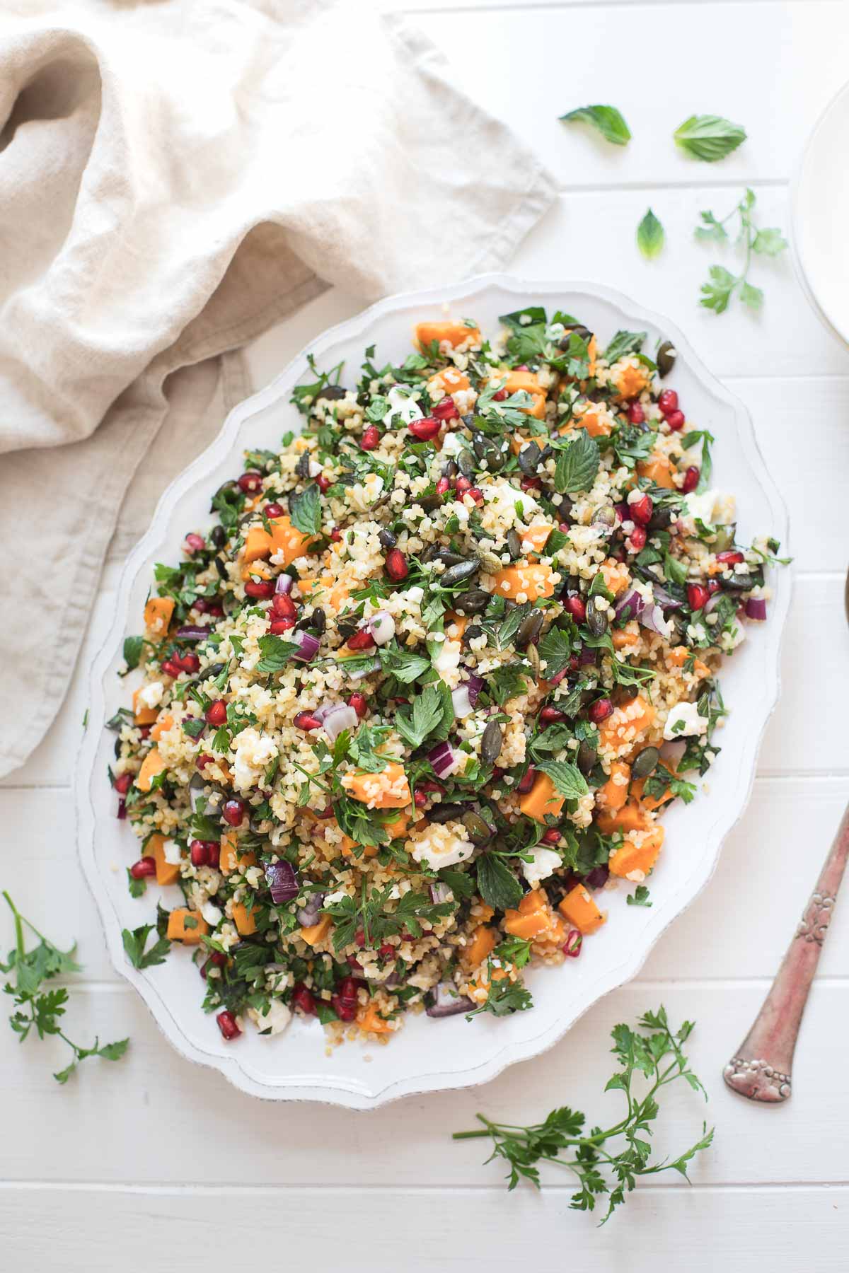 Tabouleh mit Süßkartoffel, Feta, Granatapfel und Kürbiskernen Rezept