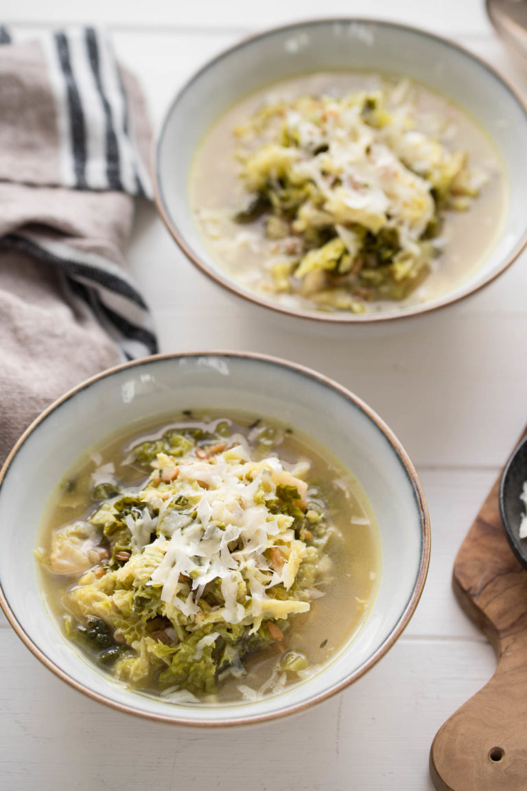 Savoy Cabbage Soup with Grünkern