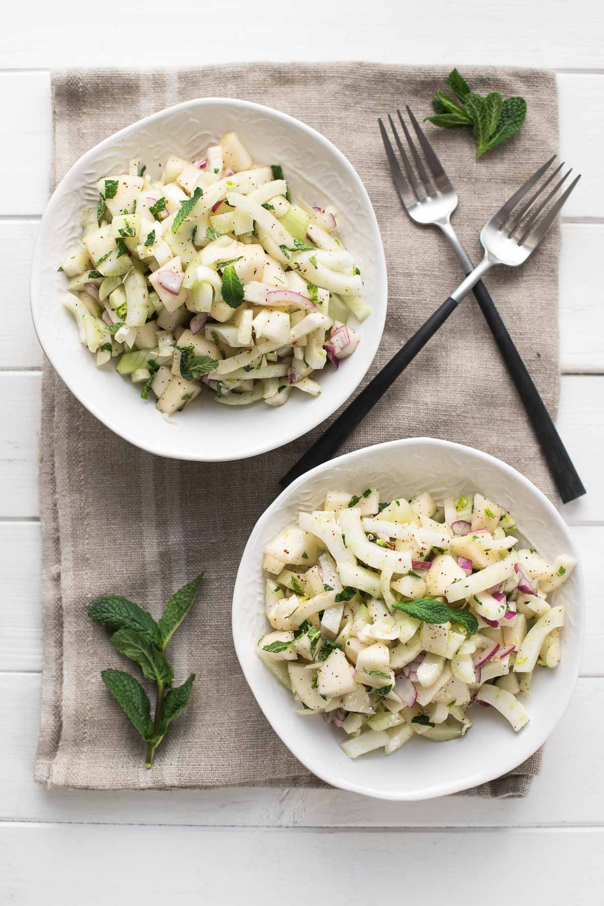 Fenchelsalat mit Birne, Minze und Sumach