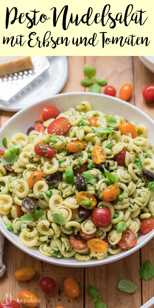 Pesto-Nudelsalat mit Erbsen und Tomaten