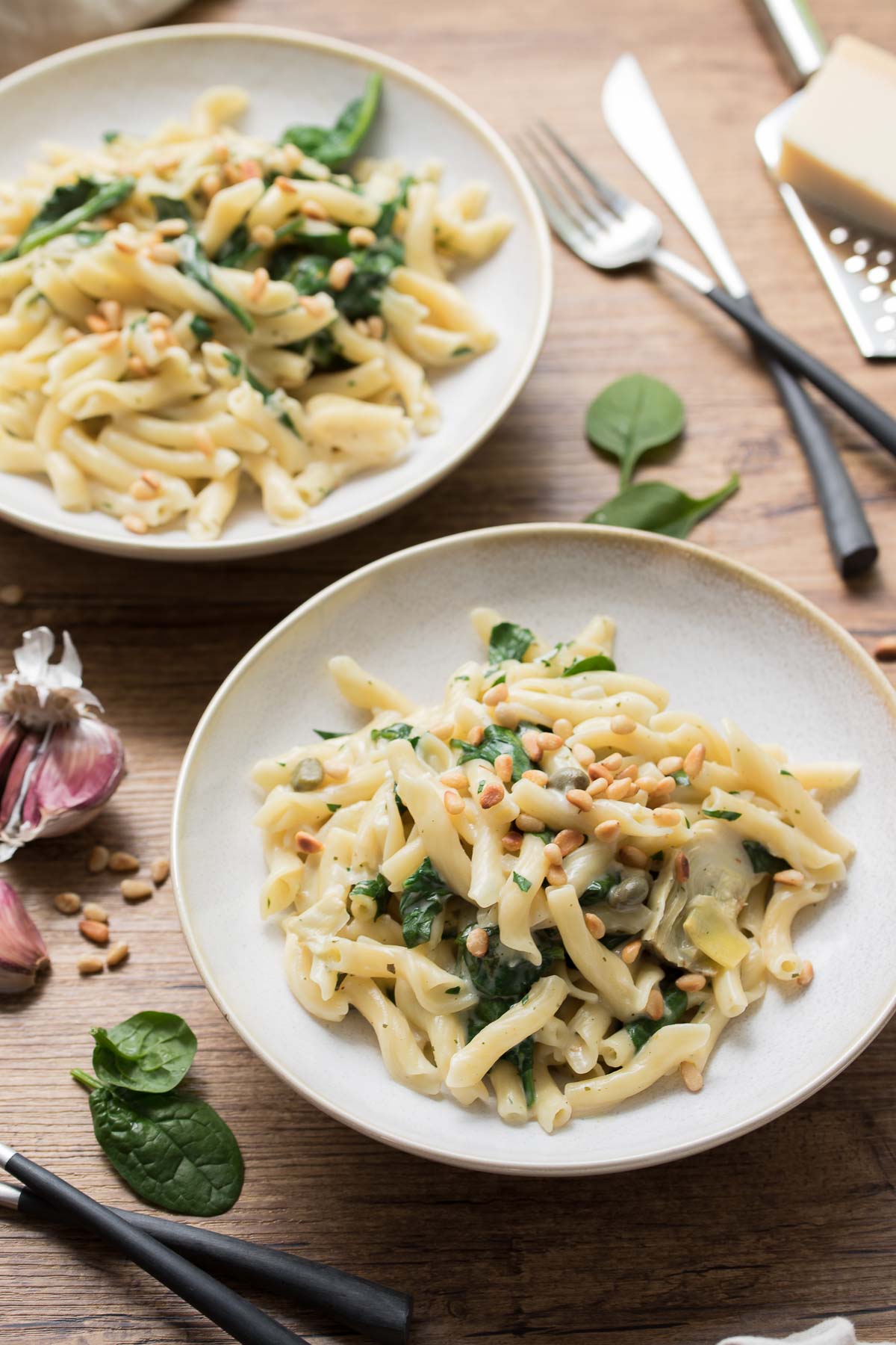 Cremige One Pot Pasta mit Artischocken und Zitrone, vegetarische Rezept