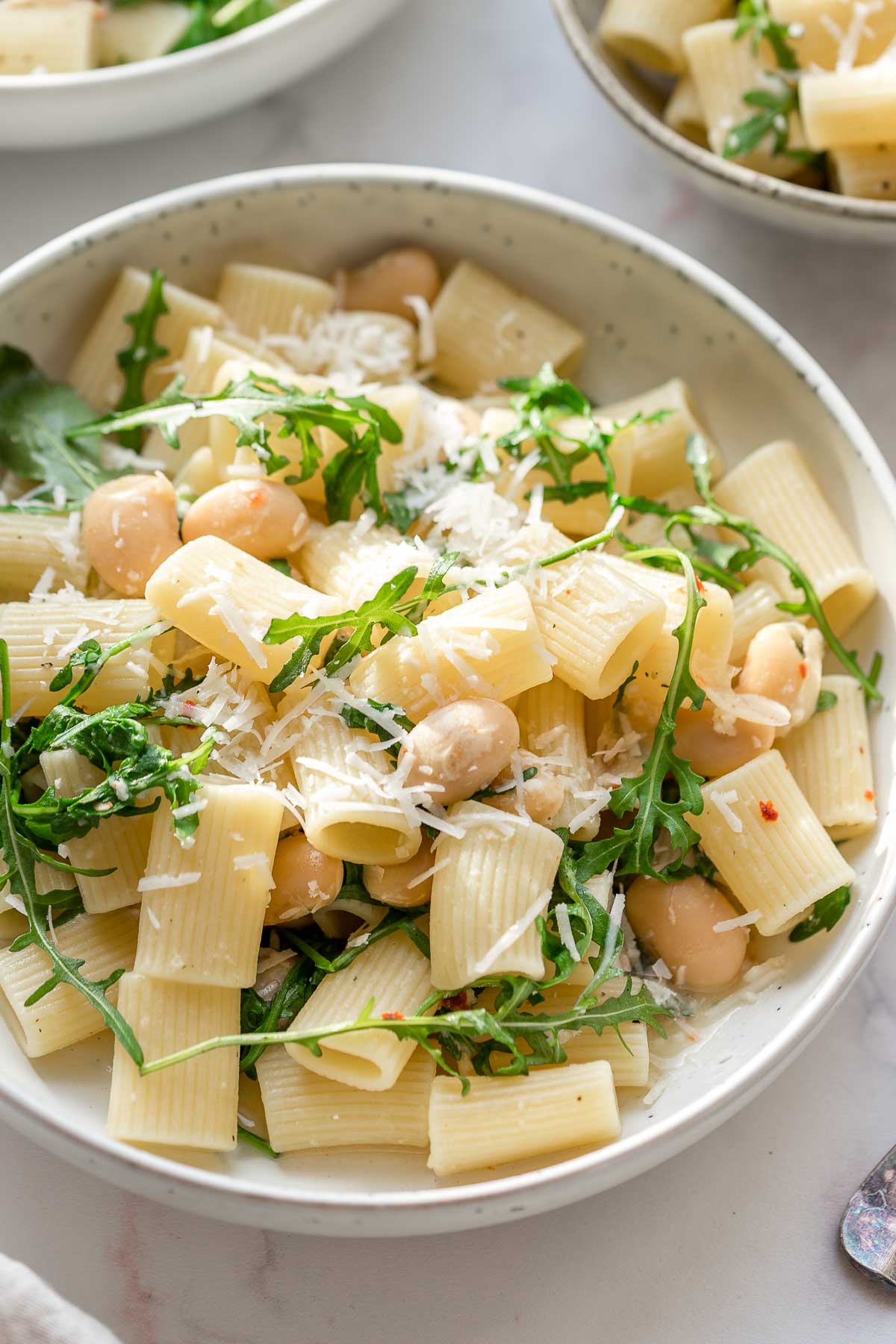 Pasta with White Beans, Arugula and Lemon