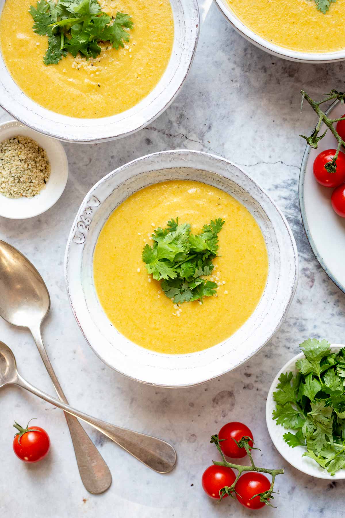 Veganes Blumenkohl-Kokos-Suppe