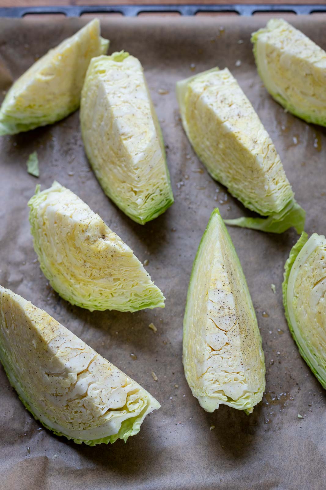 Wirsing / Savoy Cabbage wedges