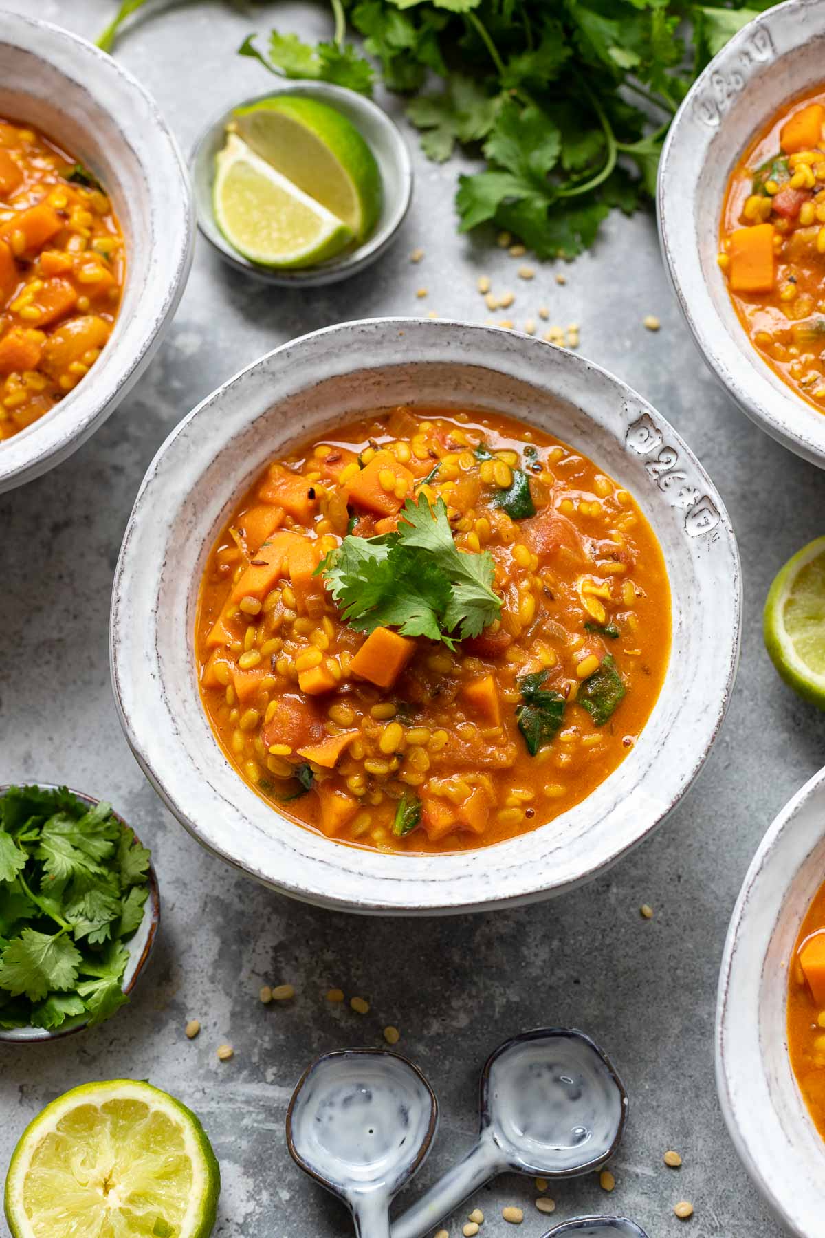 ayurvedische Mungbohnensuppe mit Süßkartoffel und Kokosmilch Rezept