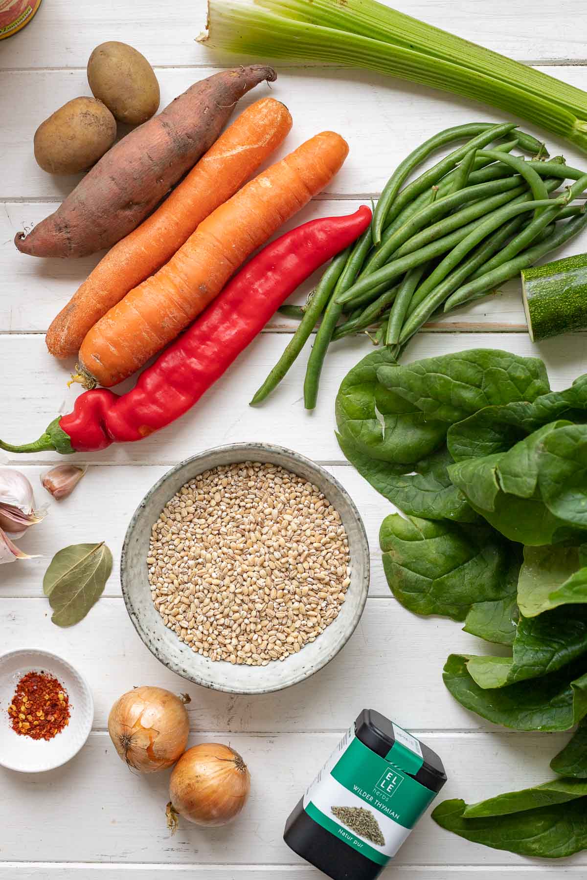 Zutaten für vegane Graupensuppe