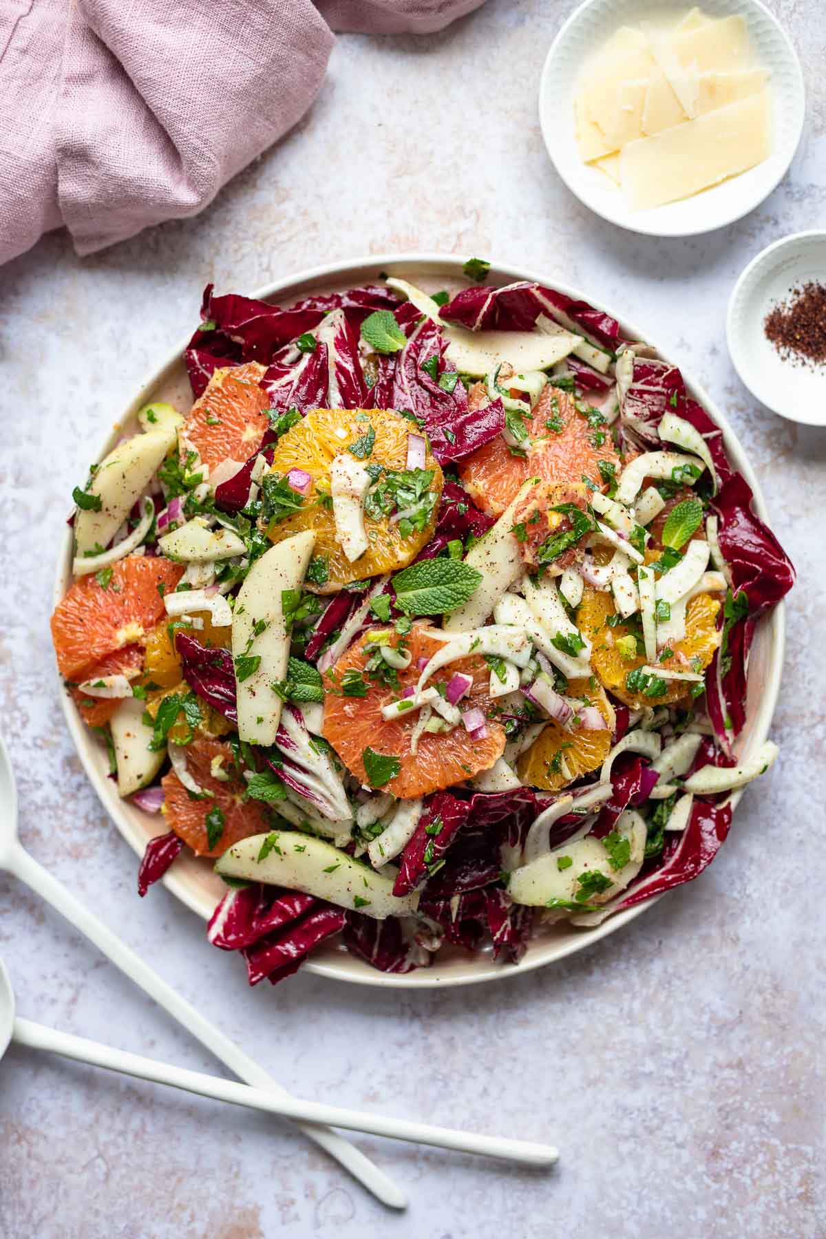 Radicchio-Fenchel-Salat mit Orangen & Birne Rezept