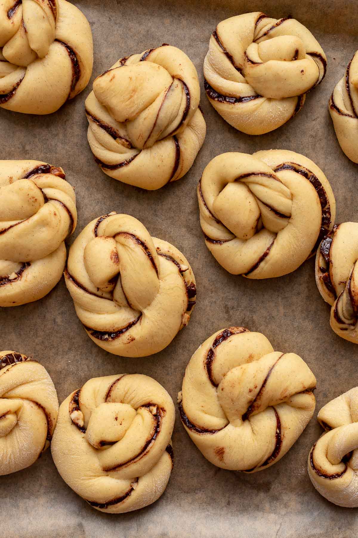 Babka - Hefezopf-Brötchen mit Schokolade
