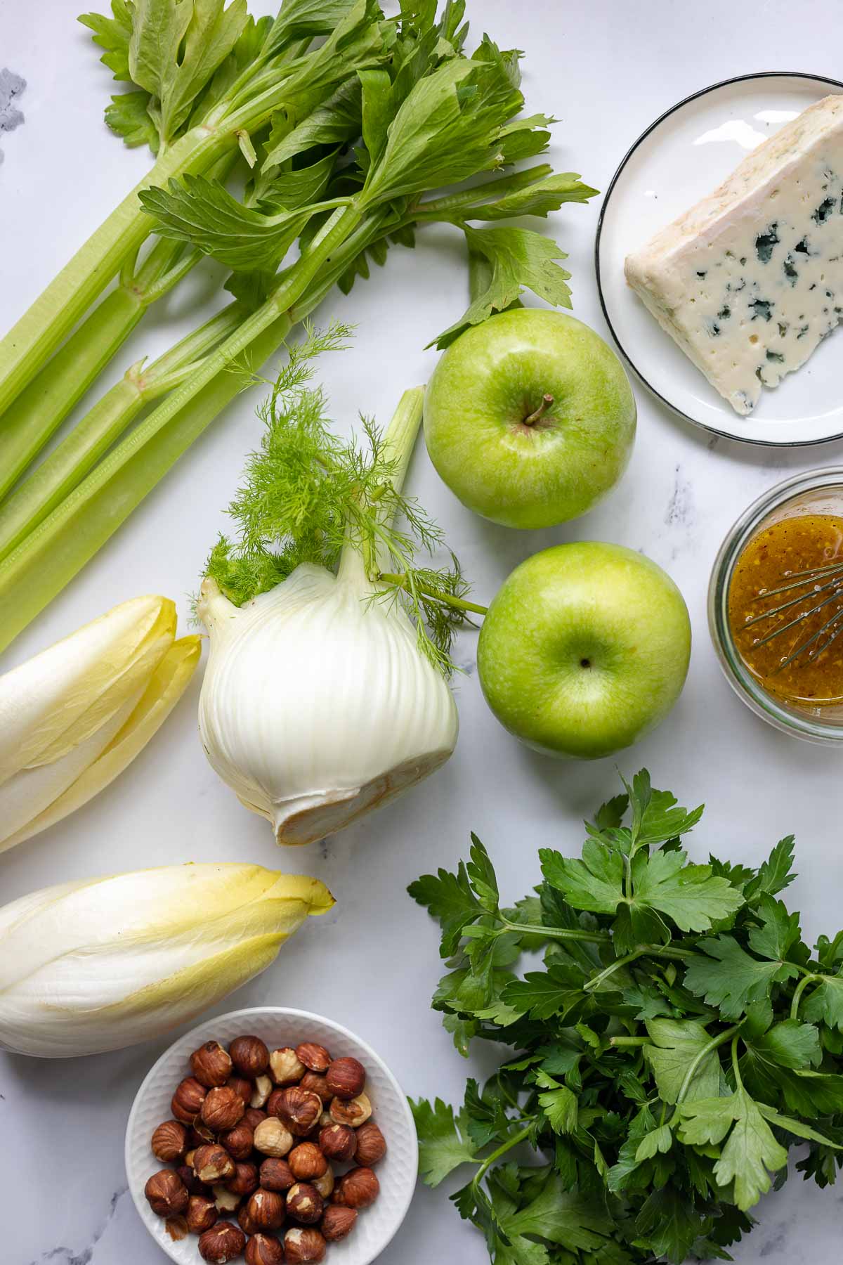 Zutaten für Sellerie-Apfel-Salat Rezept