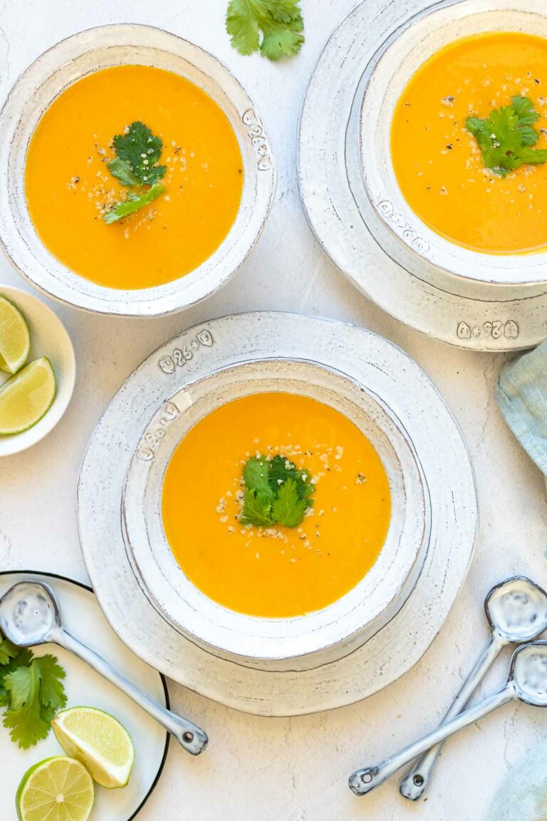Thai Süßkartoffelsuppe mit Kokosmilch und Zitronengras