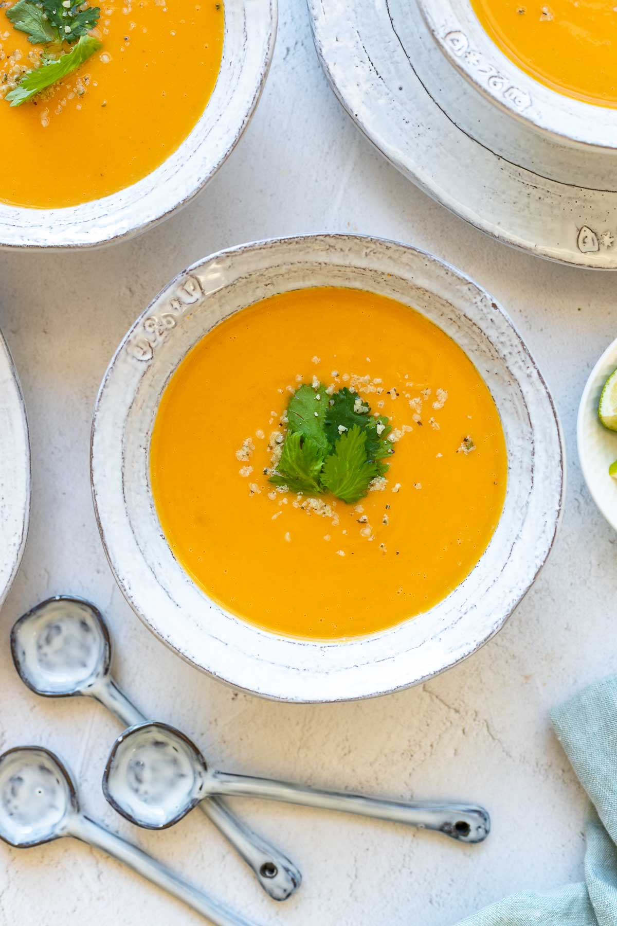 Thai Süßkartoffelsuppe Rezept mit Kokosmilch und Zitronengras