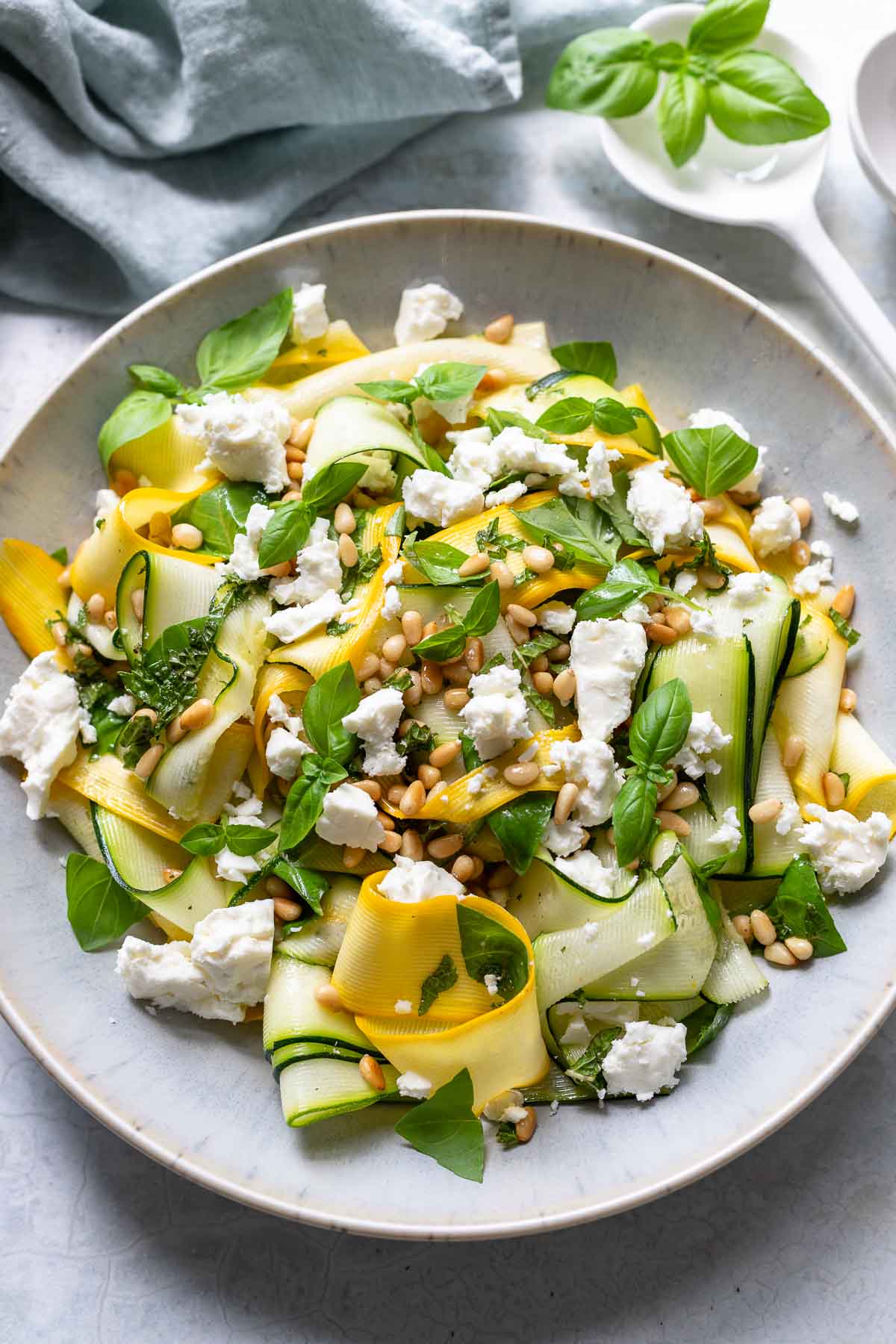 Roher Zucchinisalat Rezept