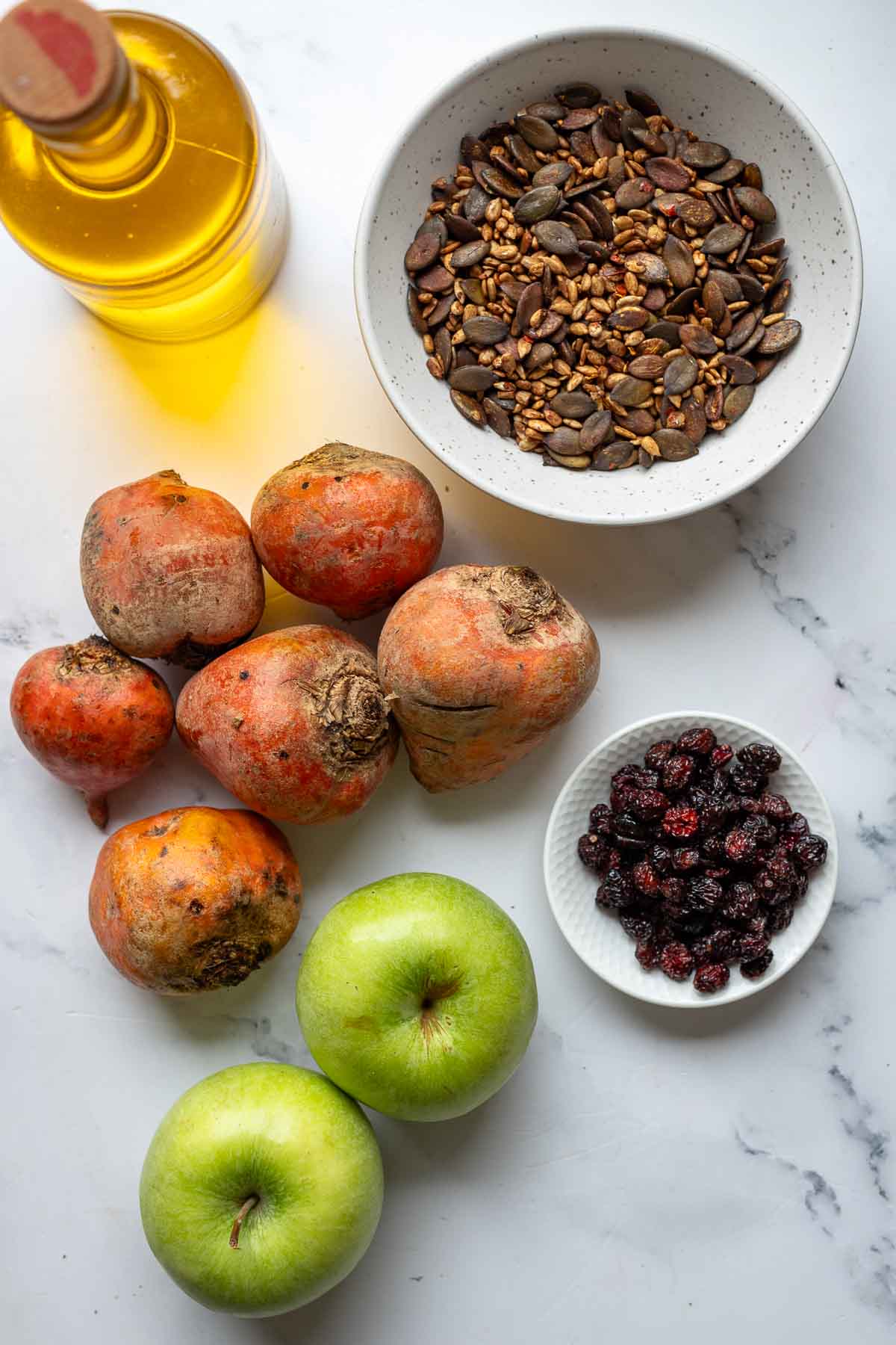 Zutaten für Gelbe Bete und Apfel Salat