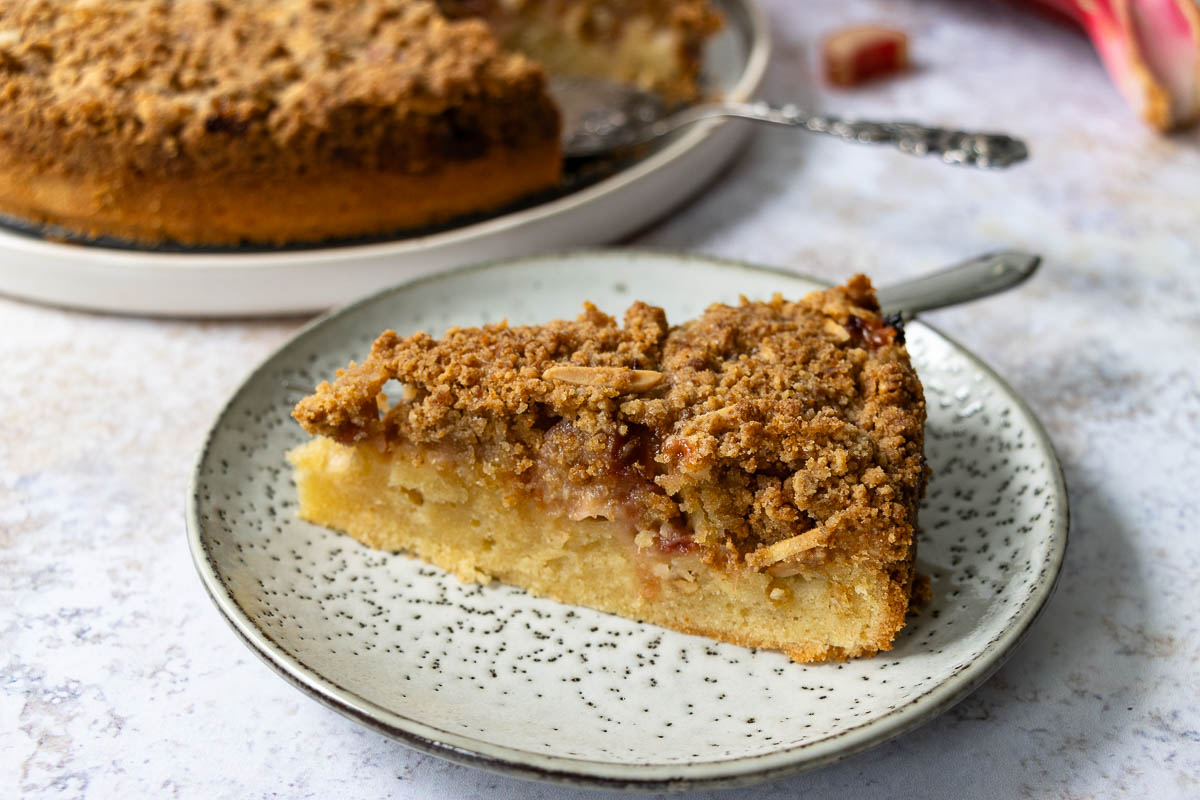 Rhabarberkuchen mit Streusel