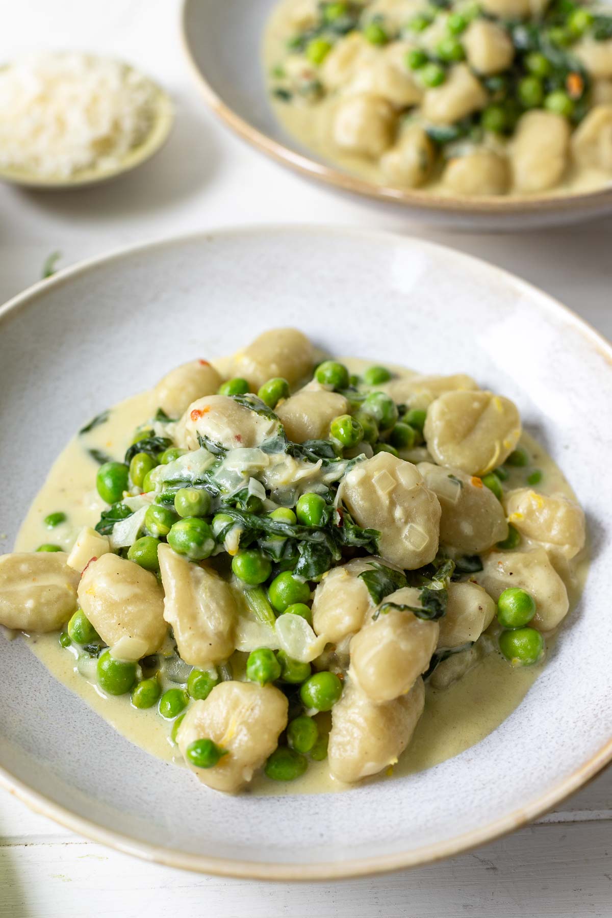 Cremige Gnocchi mit Erbsen und Spinat