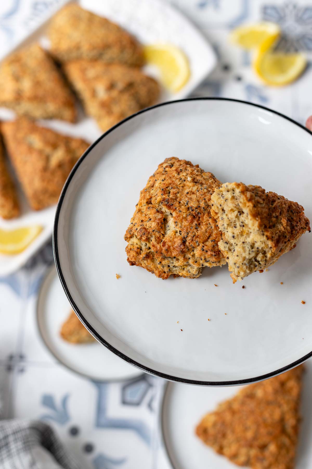 Zitronen-Mohn-Scones Rezept