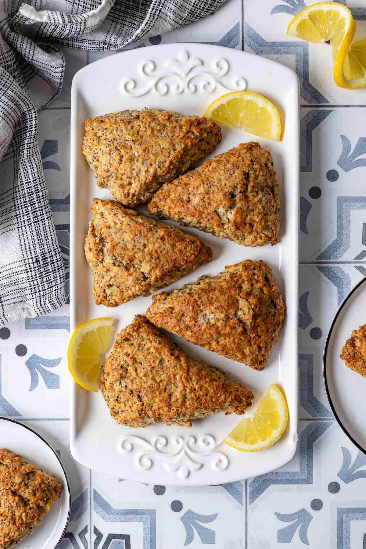 Zitronen-Mohn-Scones Rezept