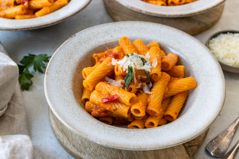 vegane Vodka Pasta Rezept mit Kokosmilch und Süßkartoffeln