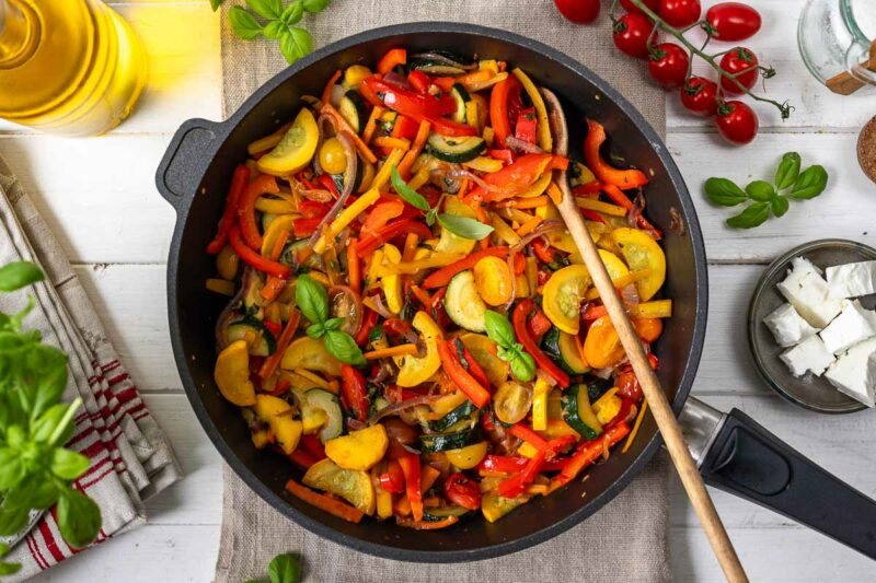 Mediterrane Gemüsepfanne Rezept