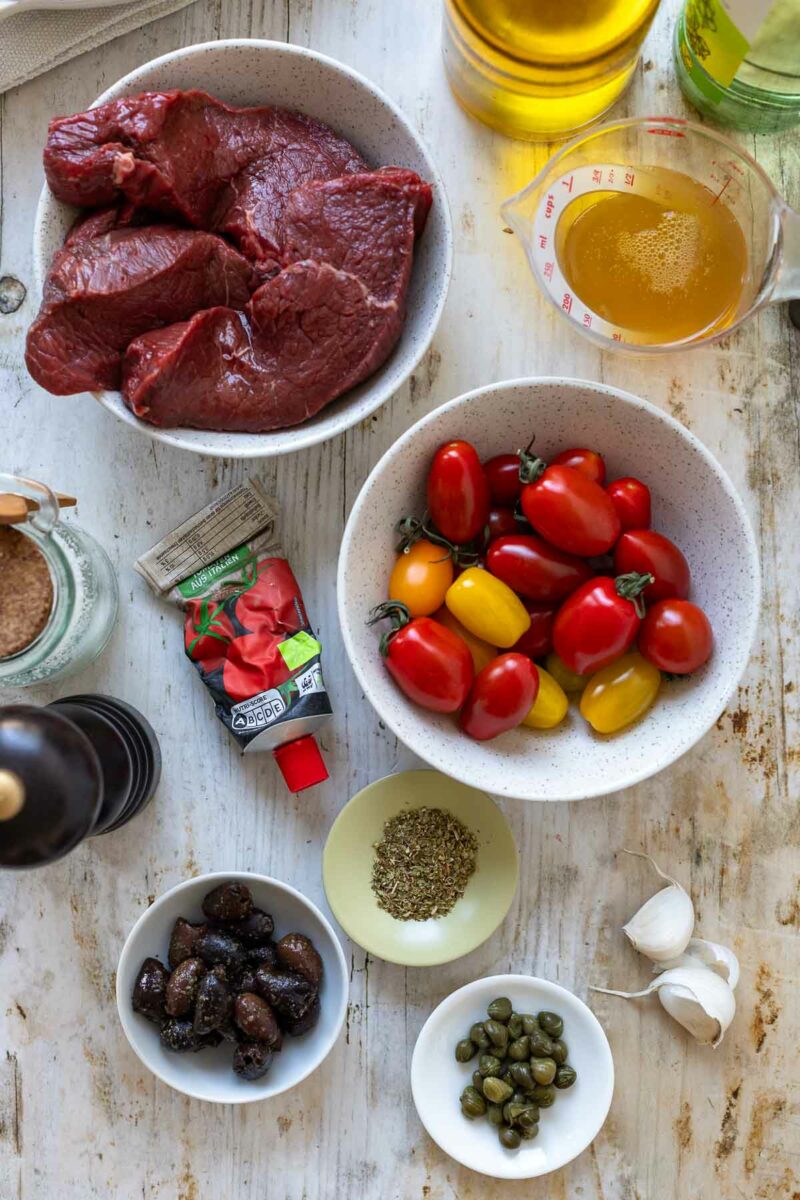 Zutaten für Carne alla Pizzaiola (Italienische Rindersteaks Rezept)