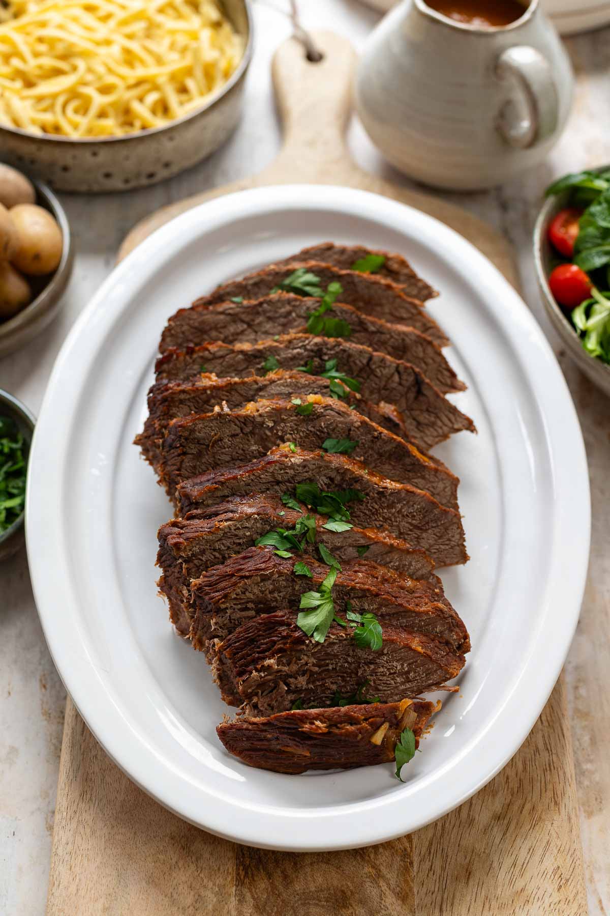 Rinderbraten - klassisches Rezept mit Schmorgemüse