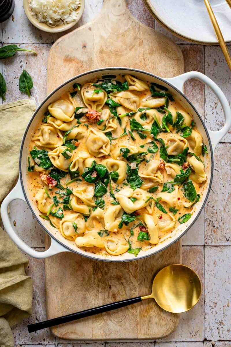 Cremige Tortellini-Pfanne Rezept