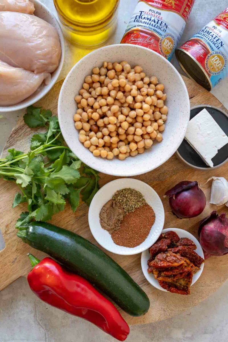 Zutaten für Hähnchen Chili griechische Art