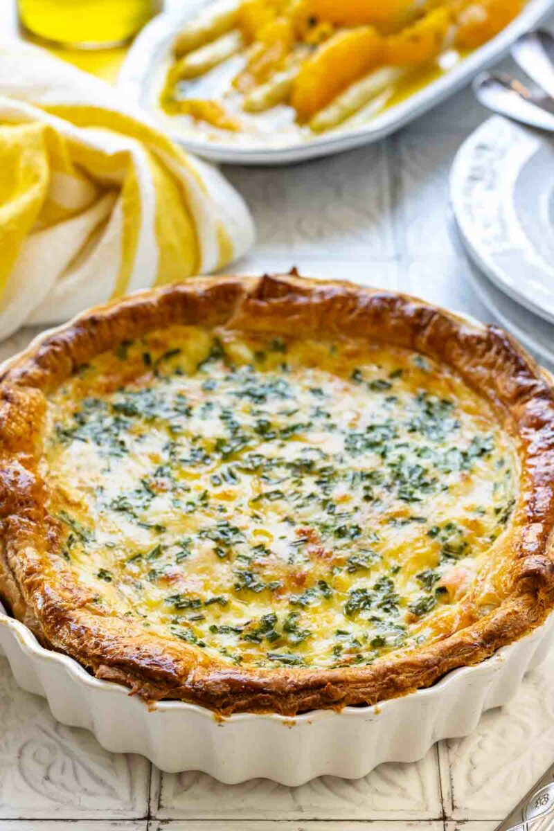 Lachs-Quiche Rezept mit Raucherlachs und Blätterteig