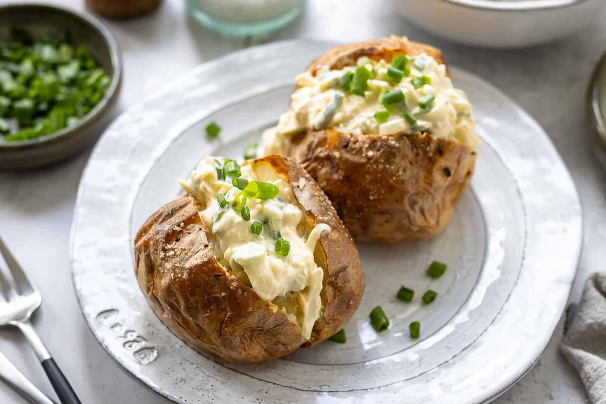 Gefüllte Ofenkartoffeln Rezept mit Sour Cream Eiersalat