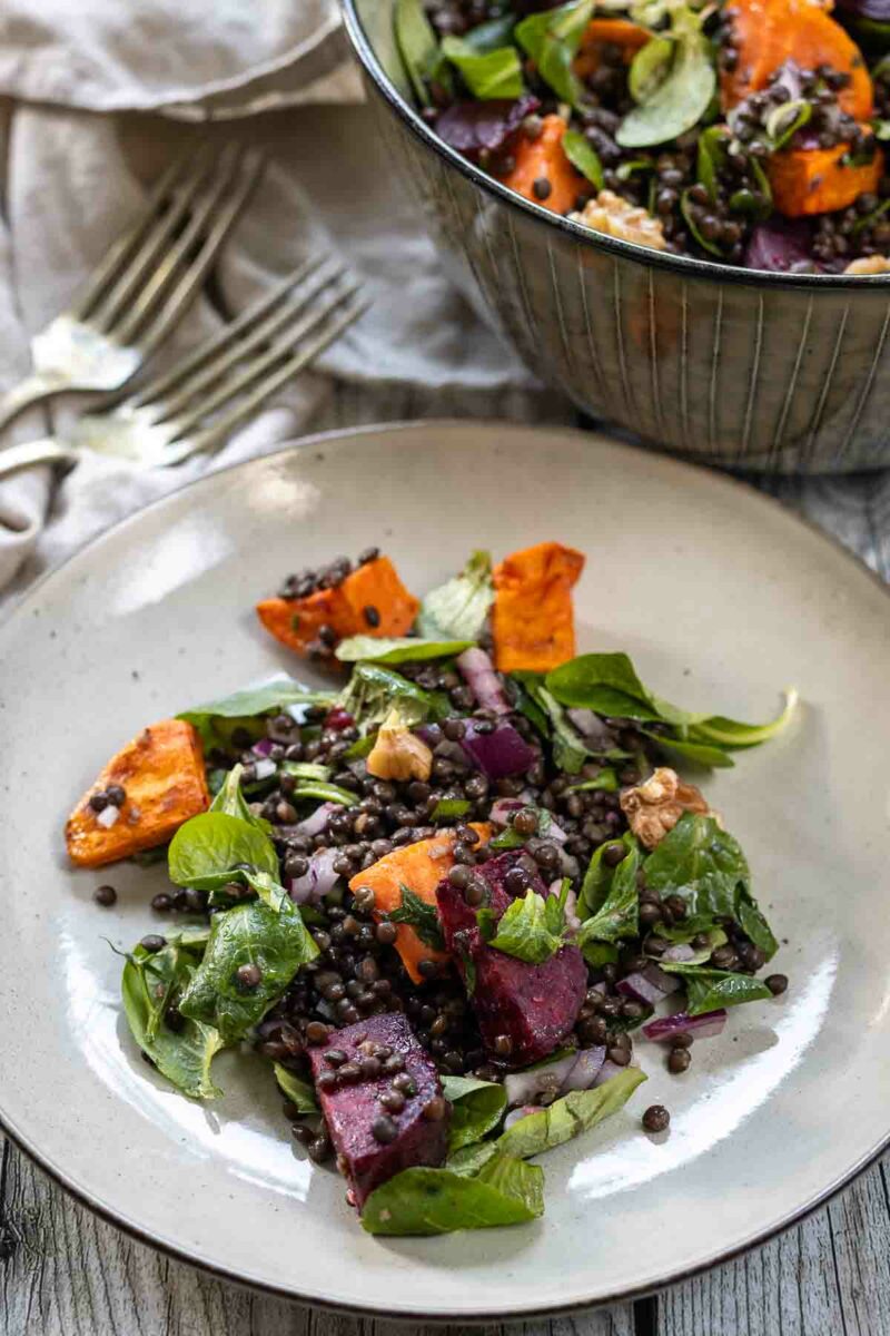 Belgua Linsensalat mit Rote Bete, Süßkartoffel, Feldsalat und Walnüsse Rezept