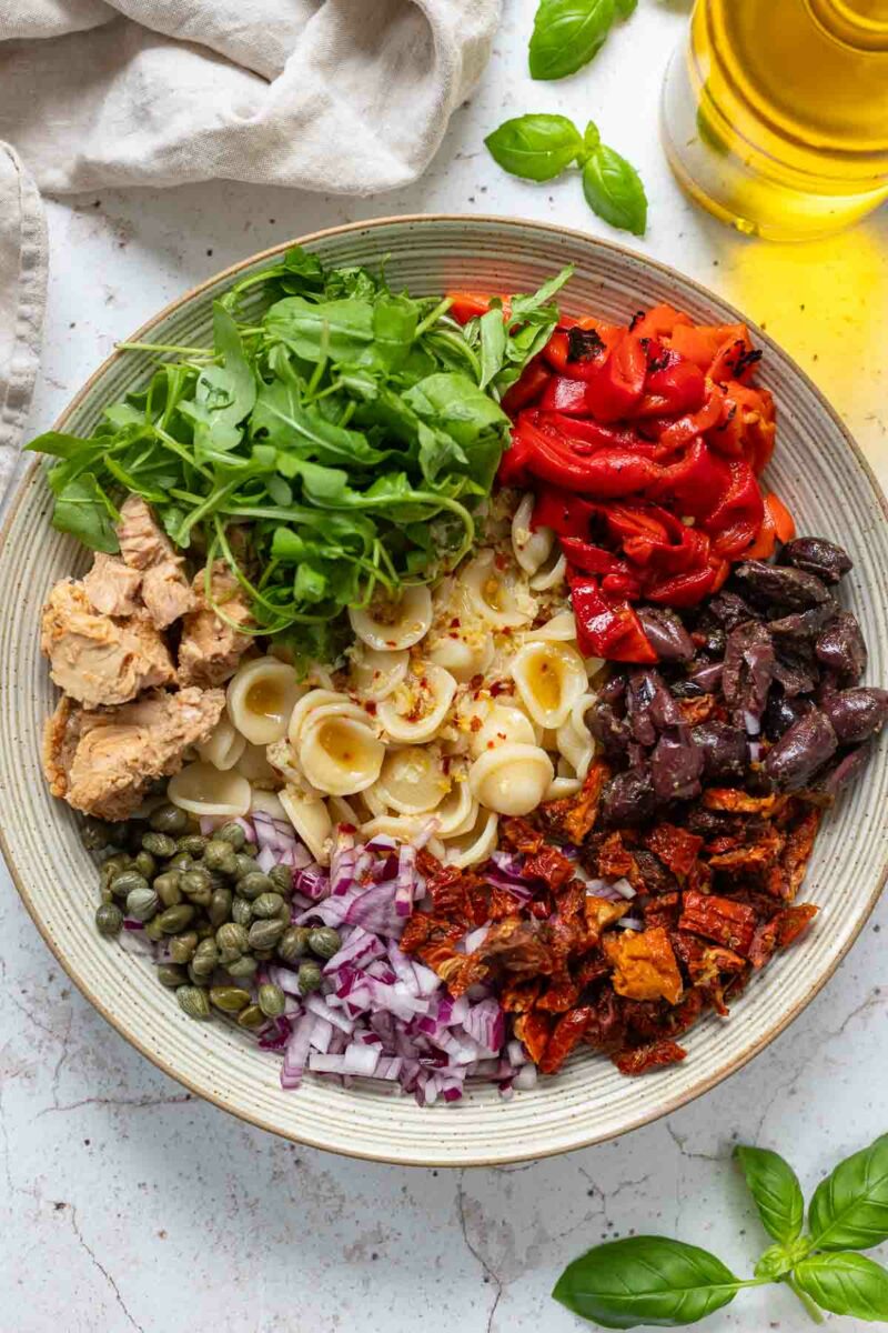 Zubereitung für den mediterranen Nudelsalat Rezept ohne Mayo