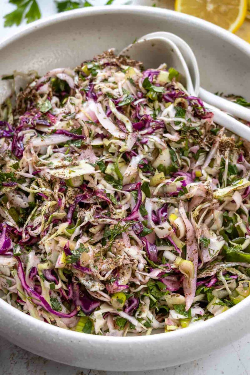 Close-Up: Libanesischer Krautsalat Rezept (Malfouf Salat)